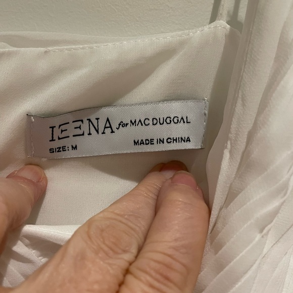 NWOT White chiffon evening gown by Ieena for Macduggal - Picture 4 of 7